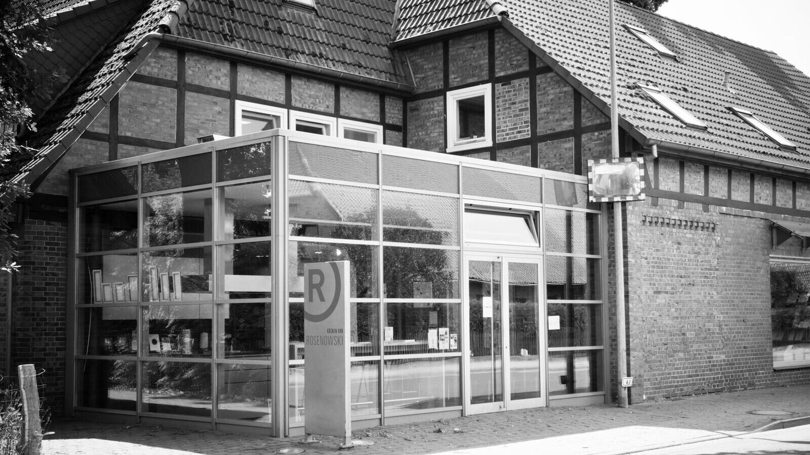 Der Wintergarten und Eingang des Küchenstudios in Thönse von Küchen Rosenowski Der Wintergarten und Eingang des Küchenstudios in Thönse von Küchen Rosenowski